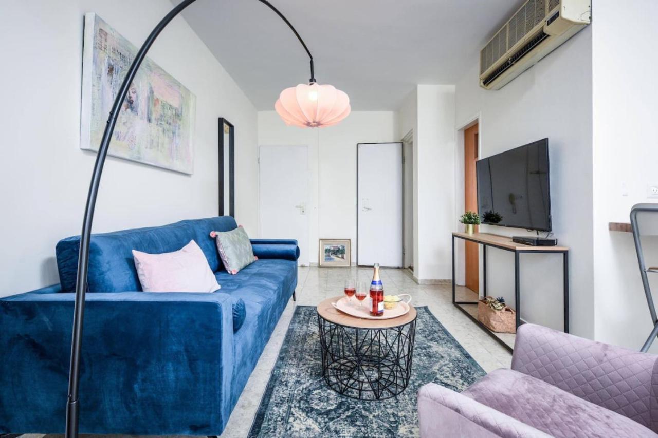 Charming 1br W Balcony In The Heart Of Tlv With Mamad By Sea N' Rent Appartement *